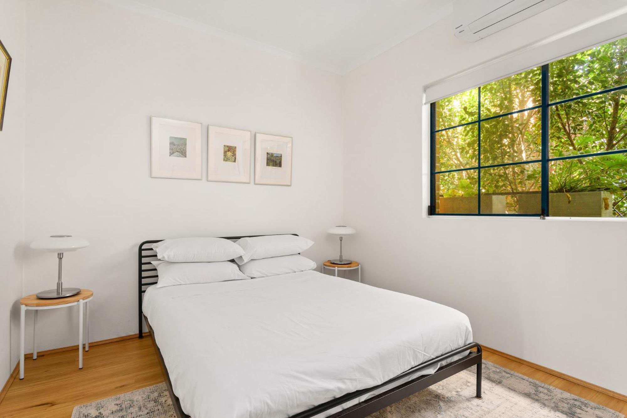 Apartment Spacious 2-bed Townhouse With A Lush Courtyard Sydney